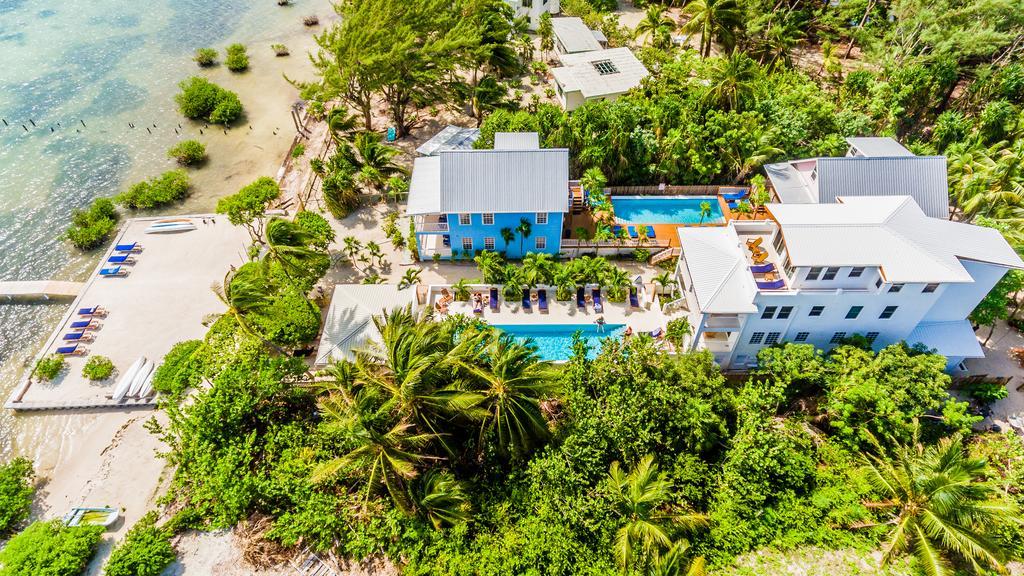 Weezie'S Ocean Front Hotel And Garden Cottages Caye Caulker Exterior foto